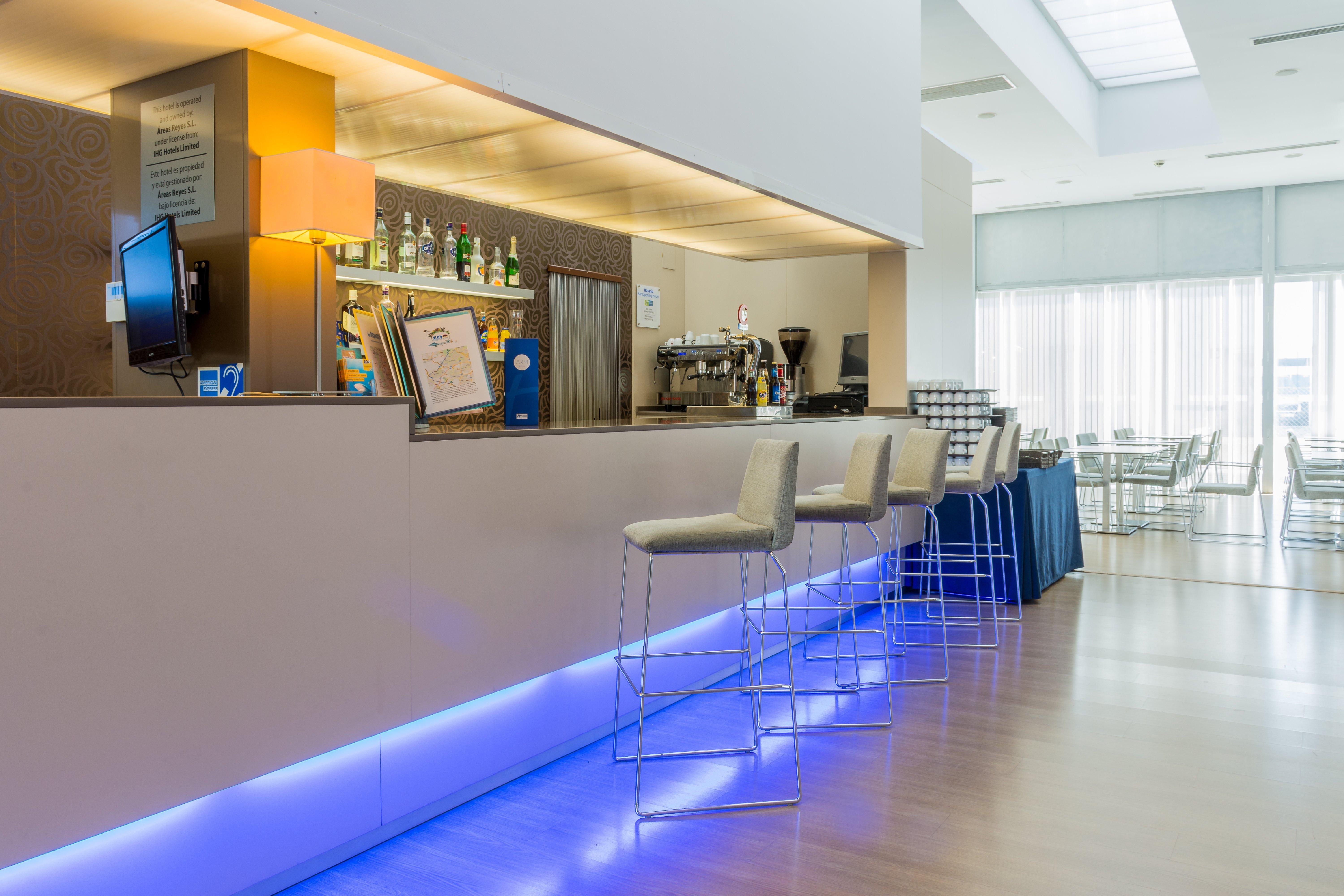 Holiday Inn Express Madrid Leganes By Ihg Luaran gambar