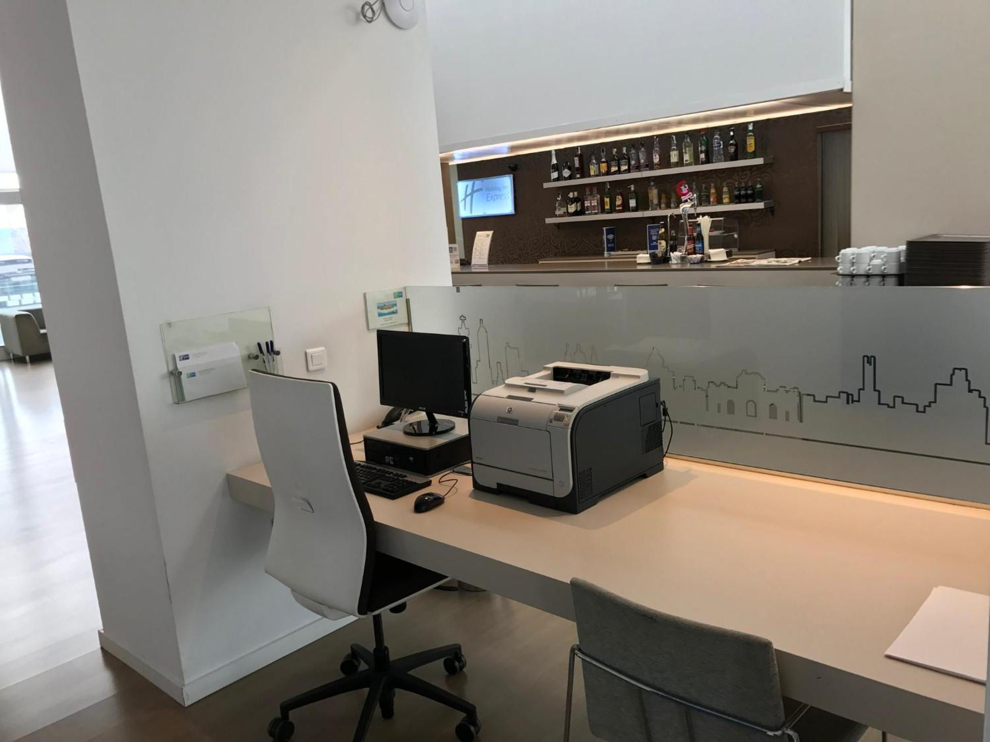 Holiday Inn Express Madrid Leganes By Ihg Luaran gambar