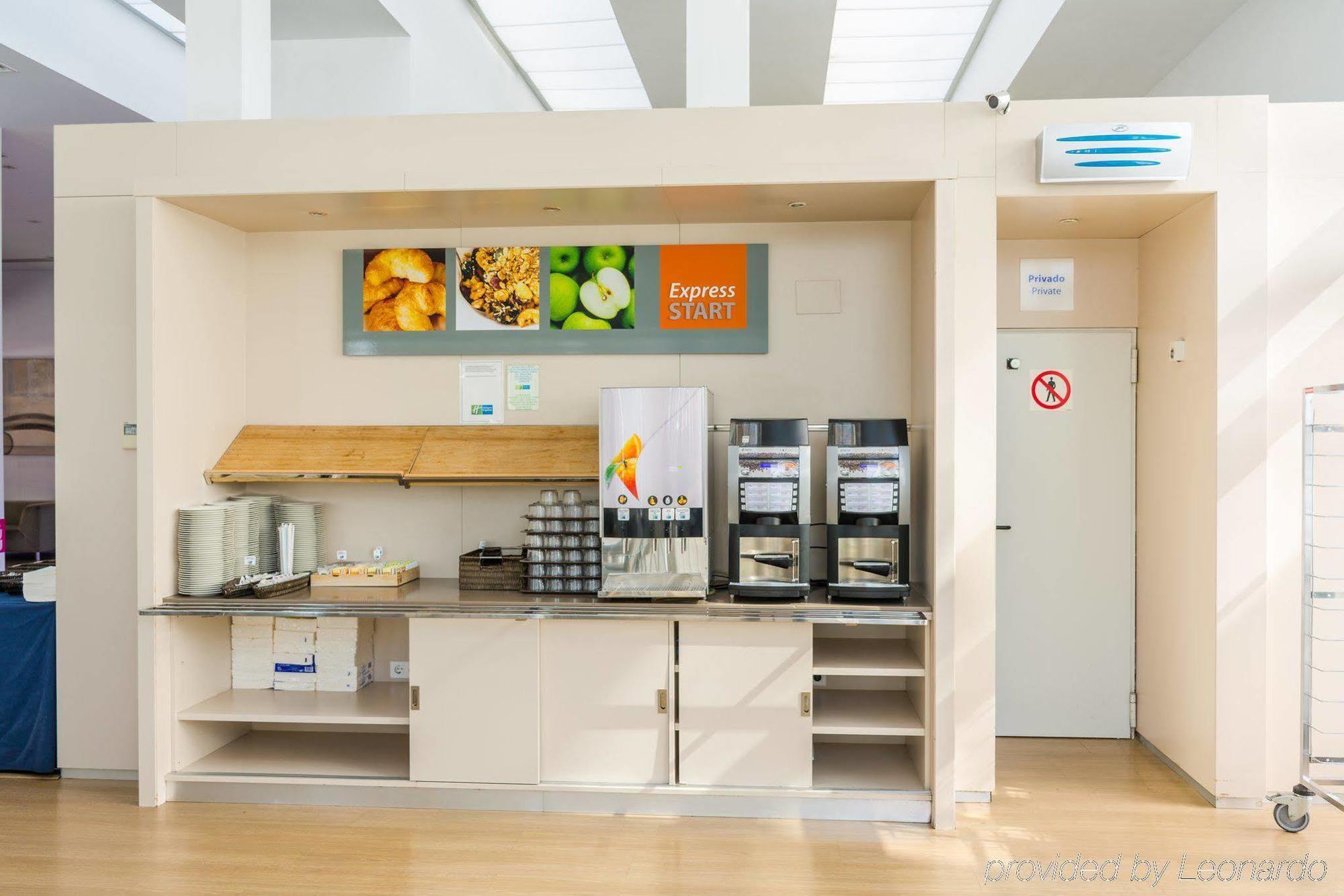Holiday Inn Express Madrid Leganes By Ihg Luaran gambar